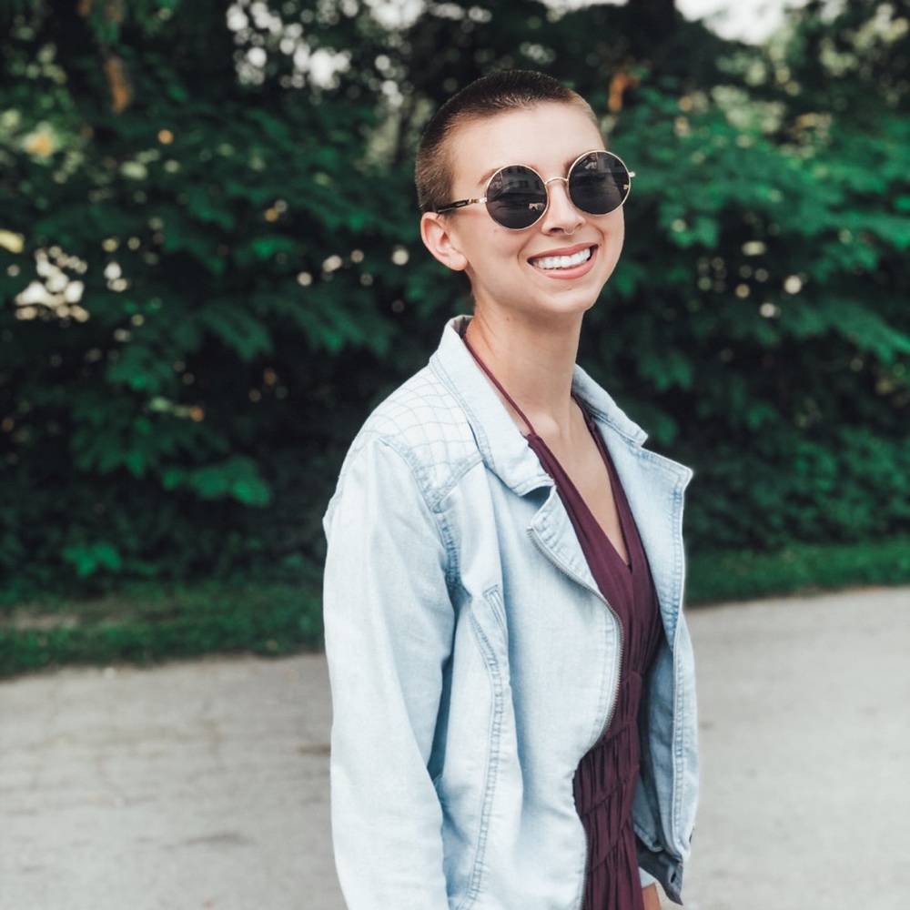 Meet your Posher, Olivia